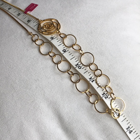 NEW Rose necklace 🇨🇦Foxy made in Canada - Picture 4 of 5